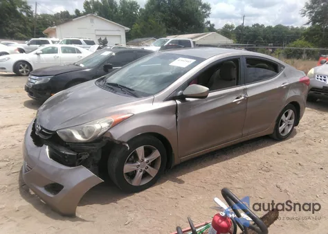 2013 Hyundai Elantra Gls from USA, damaged, VIN 5NPDH4AE3DH442033